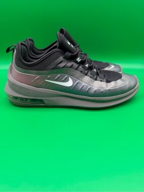 Nike Womens Air Max Axis Premium Running Shoes Gray BQ0126-002 SZ 8.5